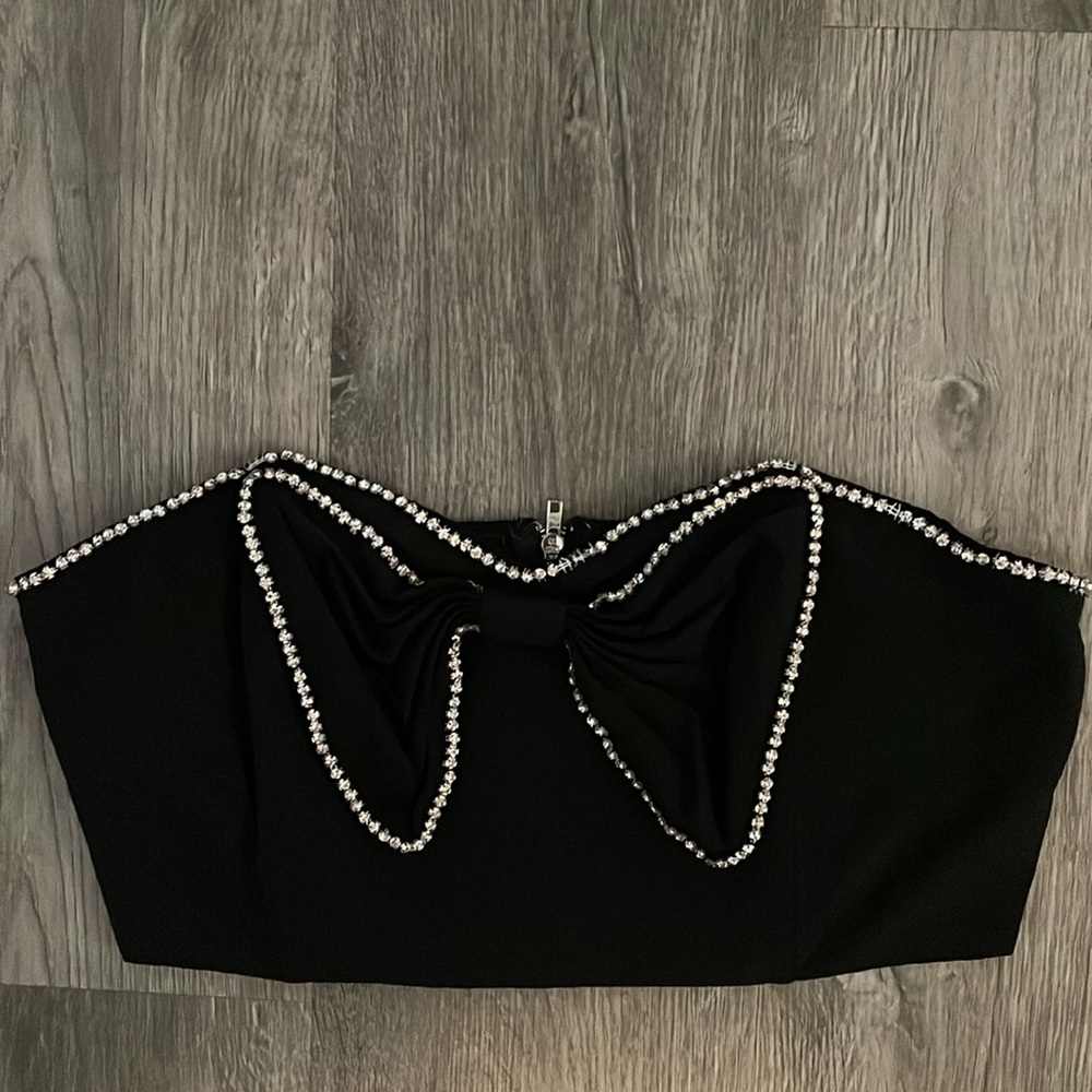 Forever 21 TOP bow tie rhinestones *few missing Good Used Condition $20 M black